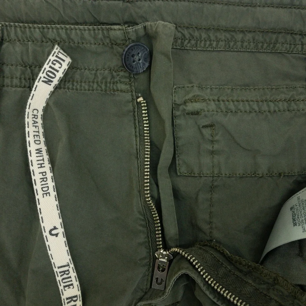 True Religion Terrain Cargo Shorts Mens 36 Olive Green Drawstring Zipper Pockets